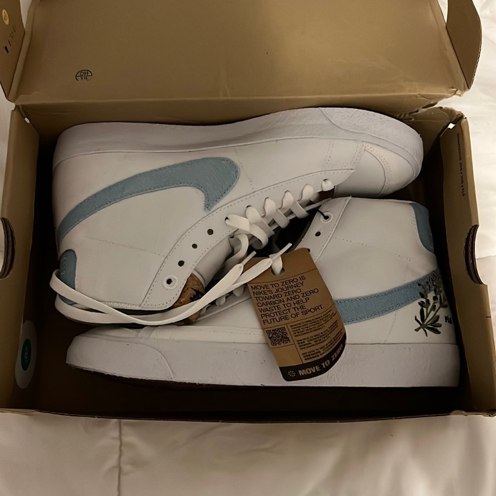 Women’s Nike Blazers Mid 77 ‘Indigo’